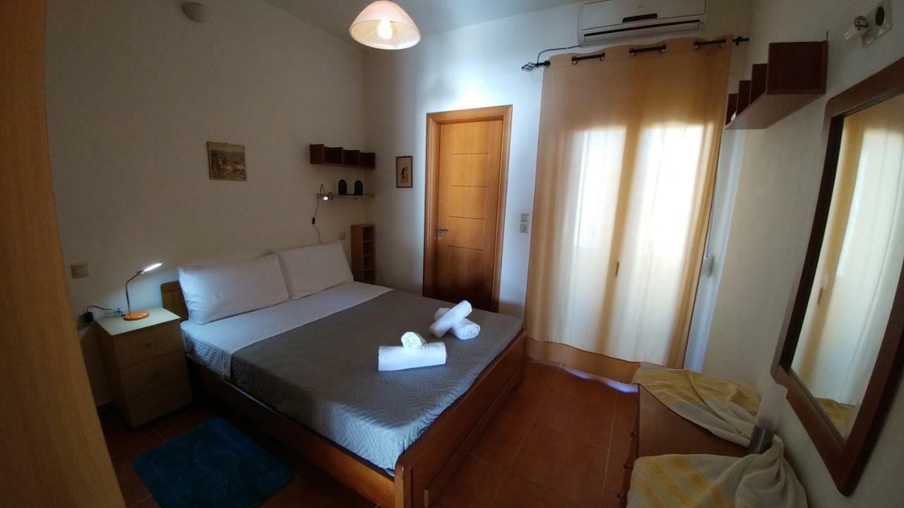 Villa Golden Ammos Sea View คาลามากิ ภายนอก รูปภาพ